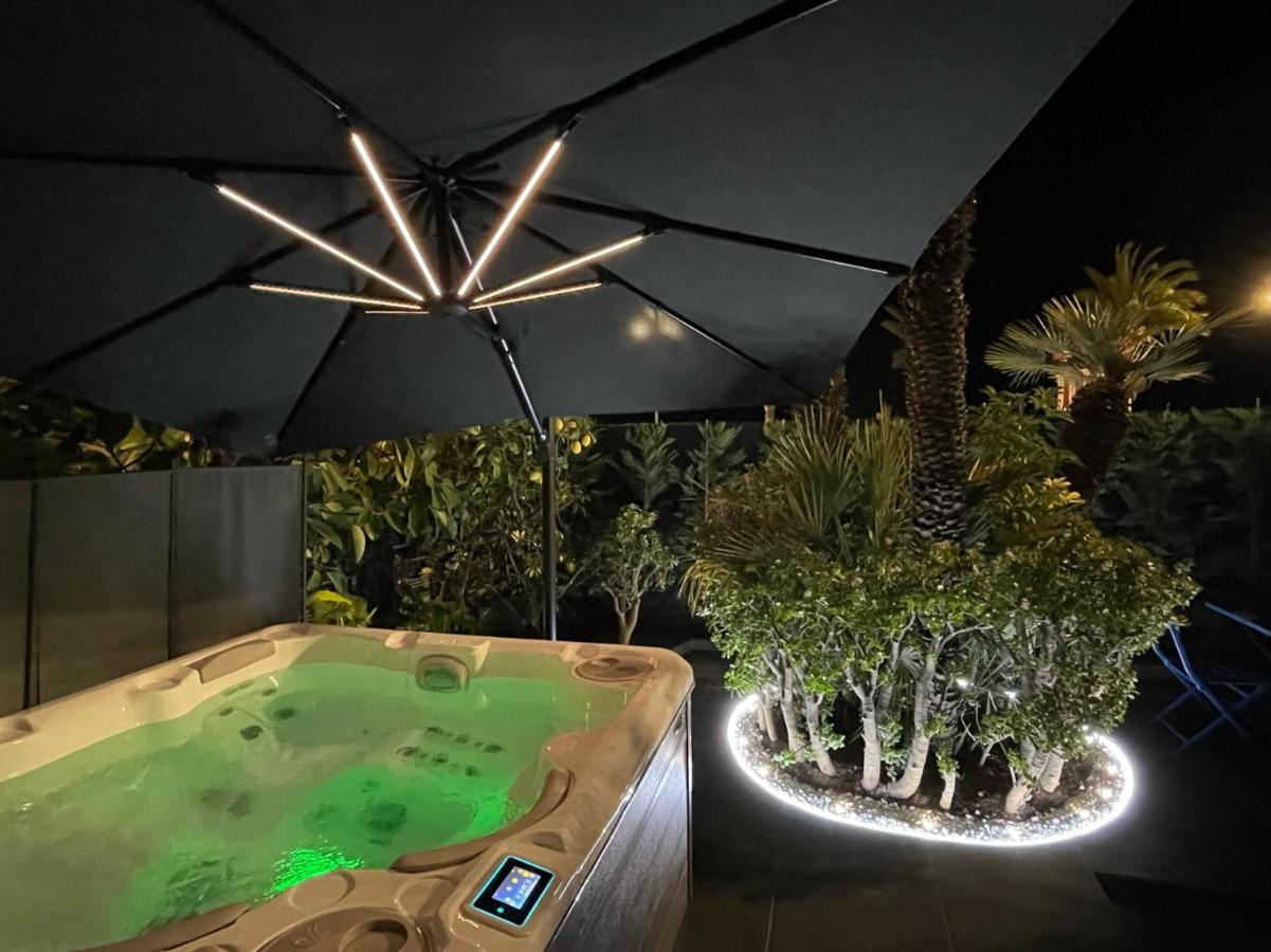 Апартаменти Luxury Garden Jacuzzi Promenade Ніцца Екстер'єр фото